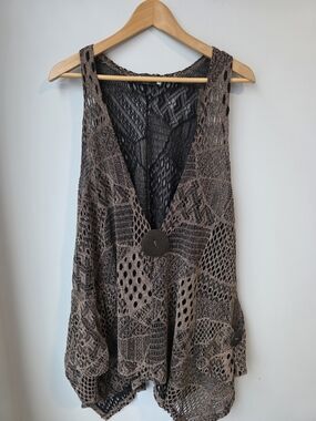 Red Coral Brown Crochet Open Knit Vest Size One Size Boho Festival Layering Top